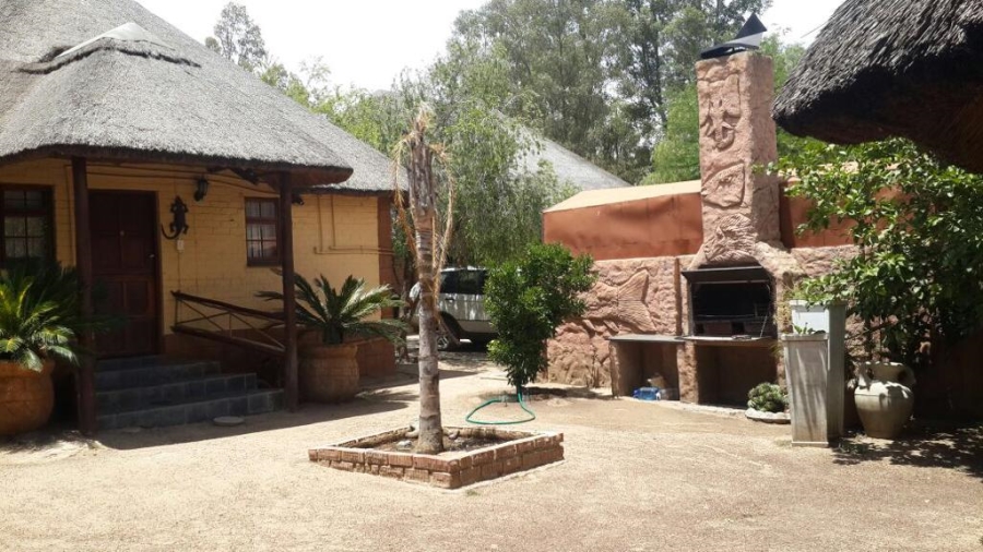 1 Bedroom Property for Sale in Bloemhof North West